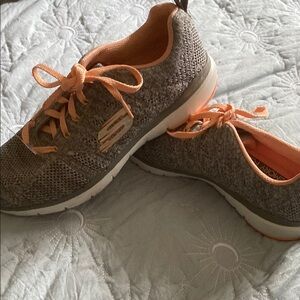 Skechers Women's Brown and Orange Sneakers size 8 1/2 new with out box